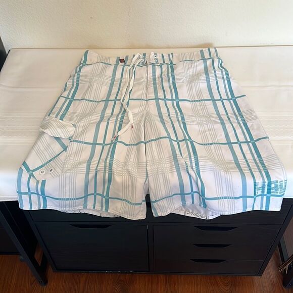 Men's Hawk Swim Trunks - Size Large - Picture 1 of 5